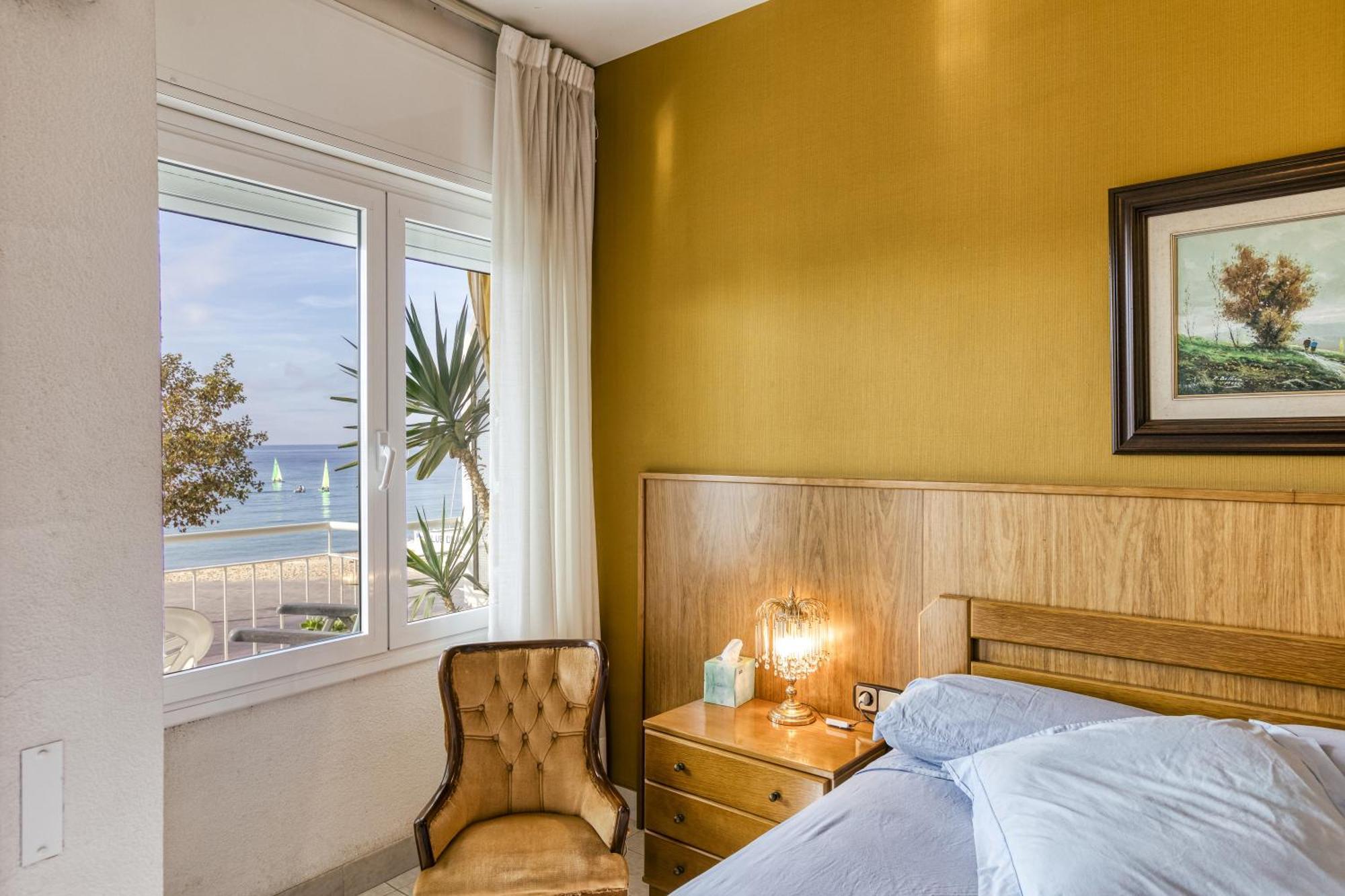 Carrer Del Mar Apartment Palamos Exterior photo